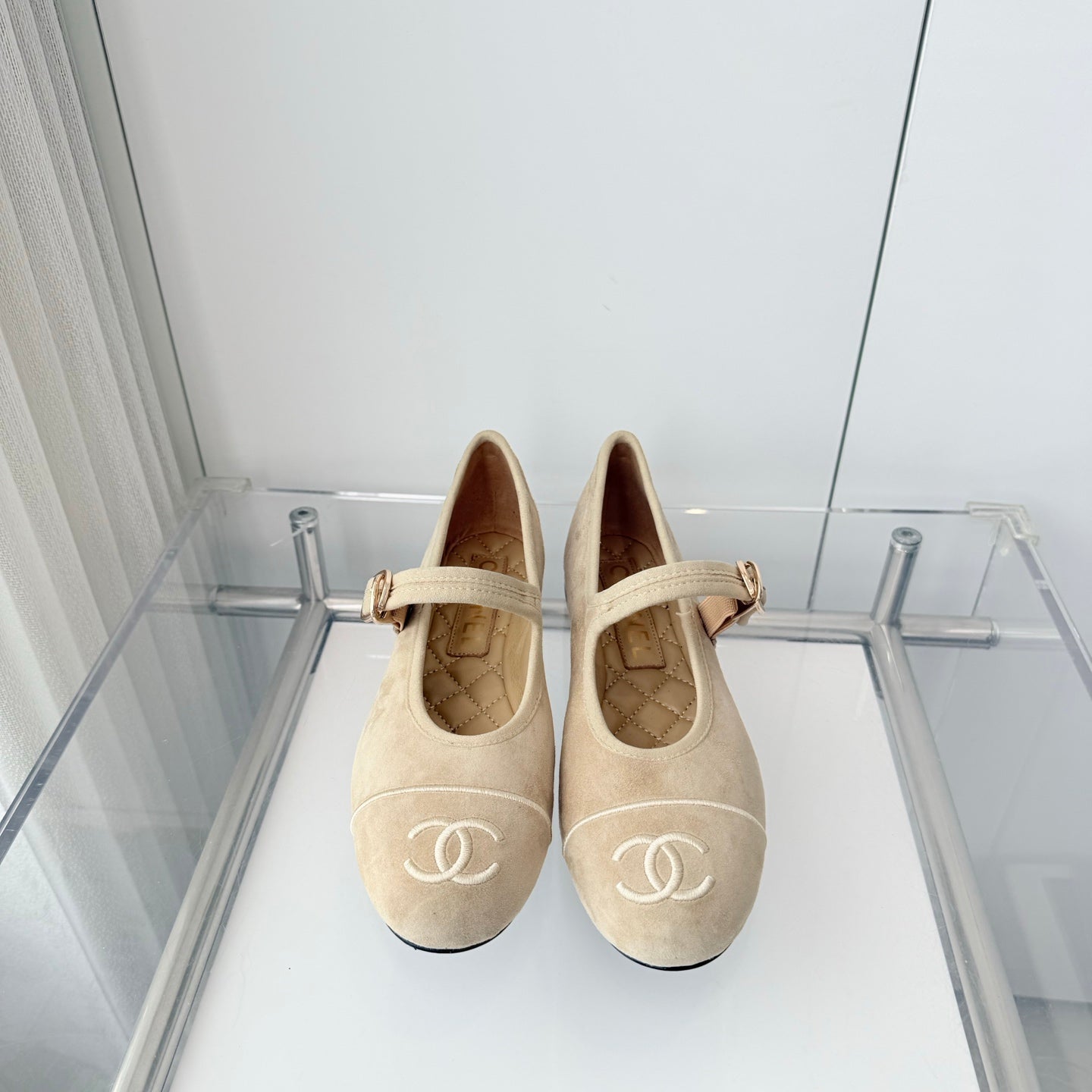 Chanel 26 Mary Jane Shoe Beige in Suede 597379