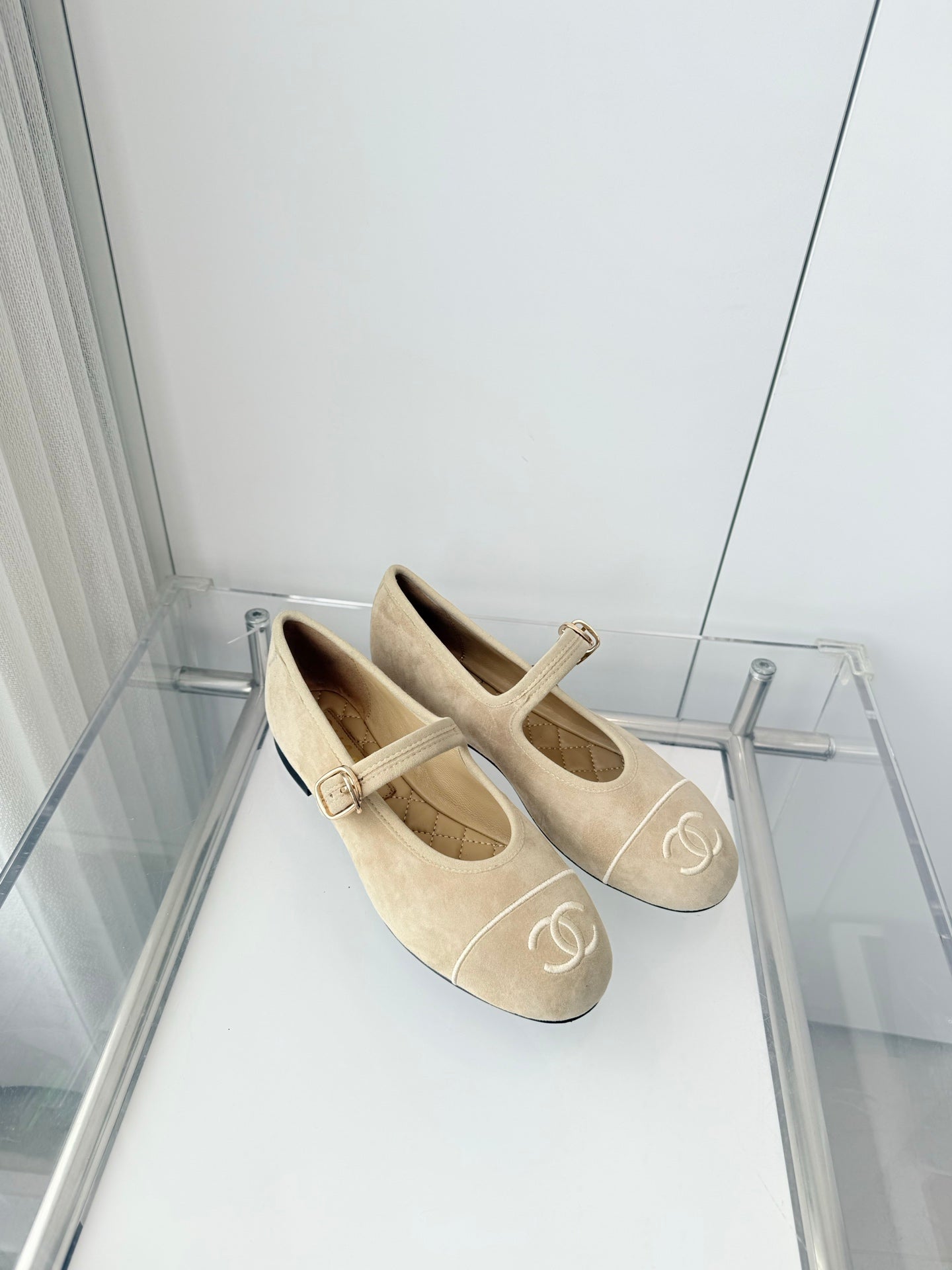 Chanel 26 Mary Jane Shoe Beige in Suede 597379