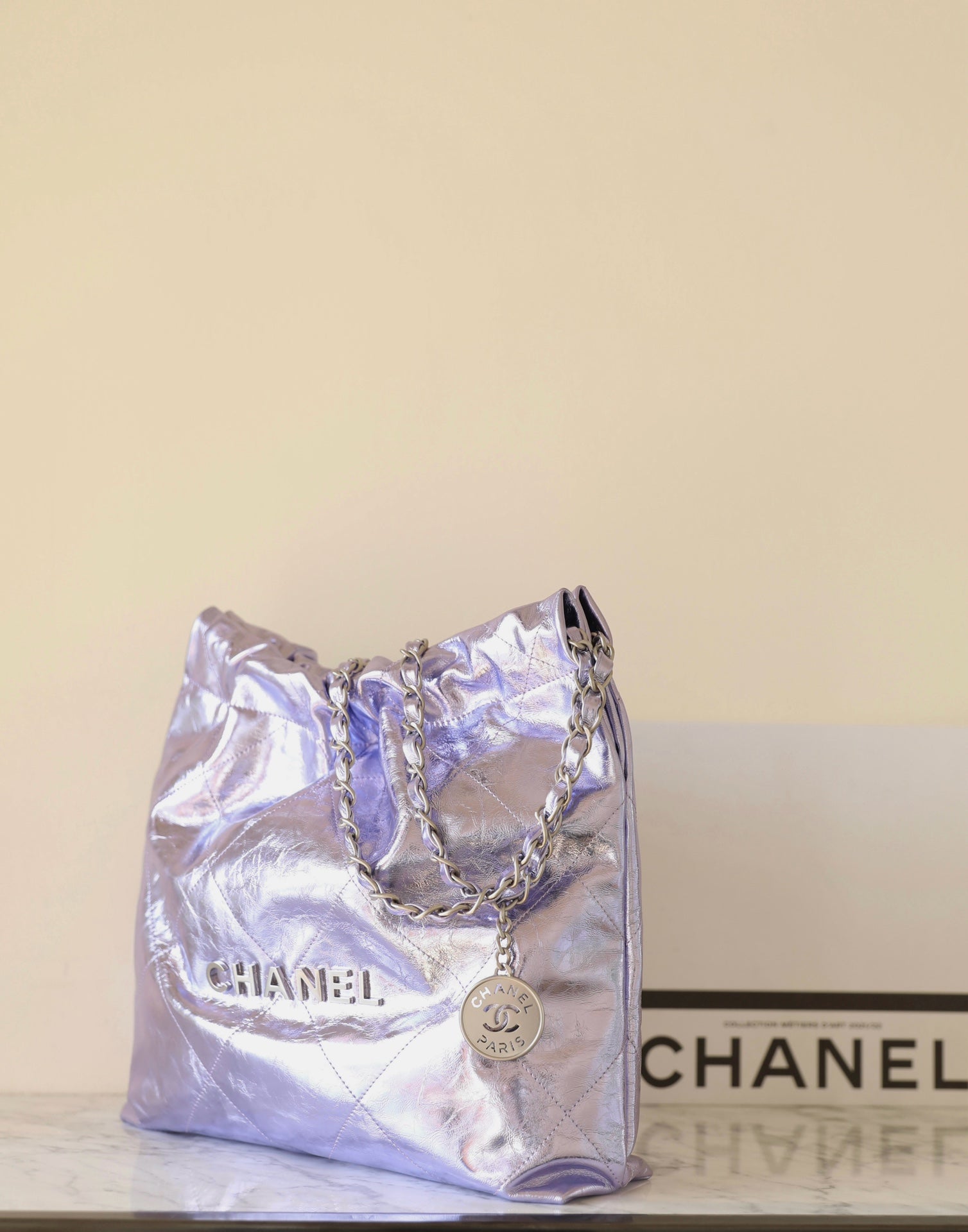 25C Hobo 22 Bag 35cm Violet Metalic Lambskin