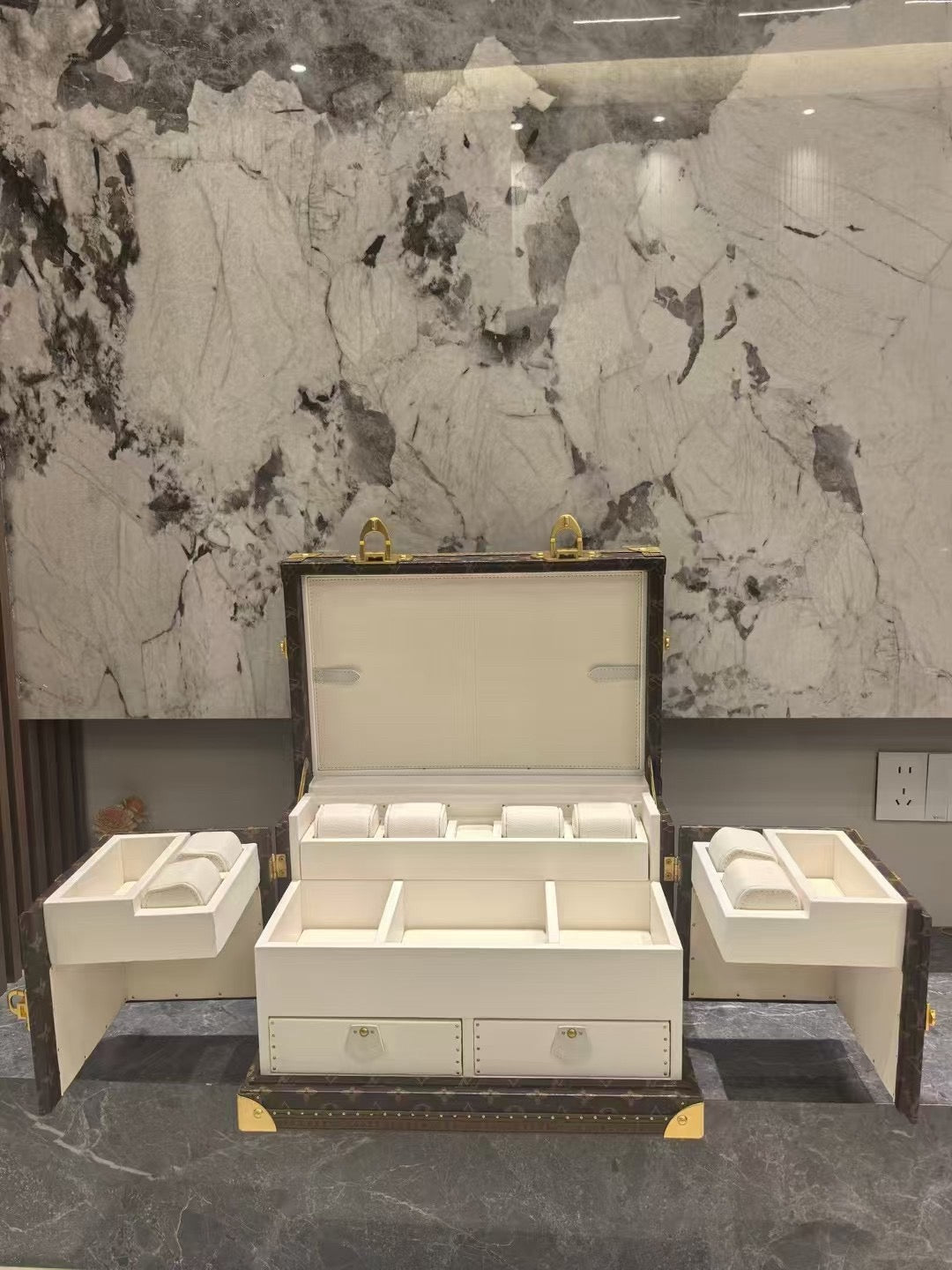 1V Coffret Joaillerie Jewelry Box