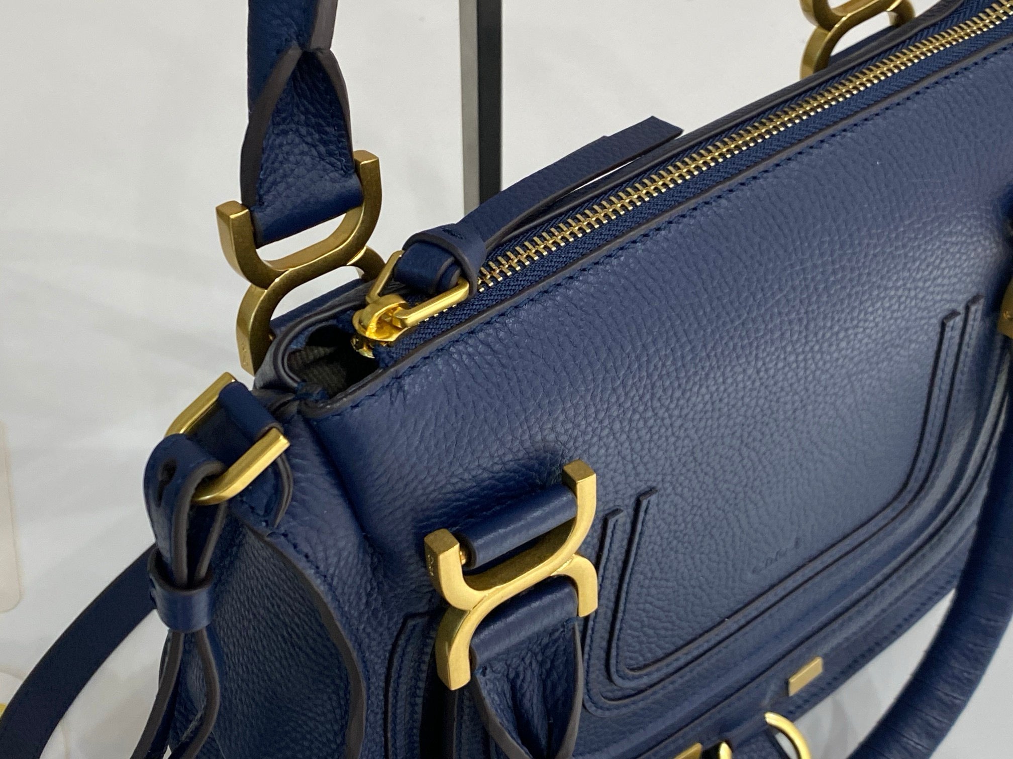 Marcie Bag In Grained Leather Cashmere Dark Blue
