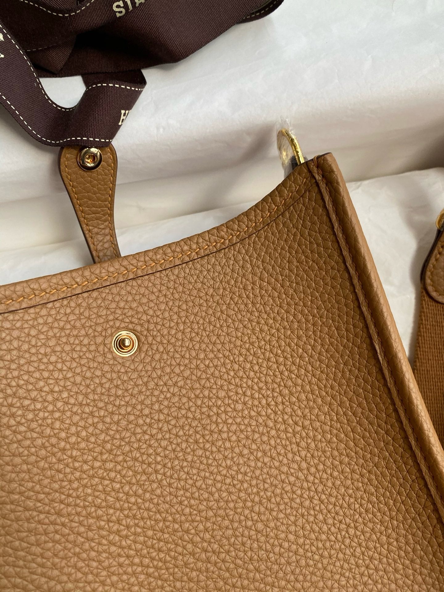 HM Evelyne 23cm Cookie Brown Togo Gold Hardware