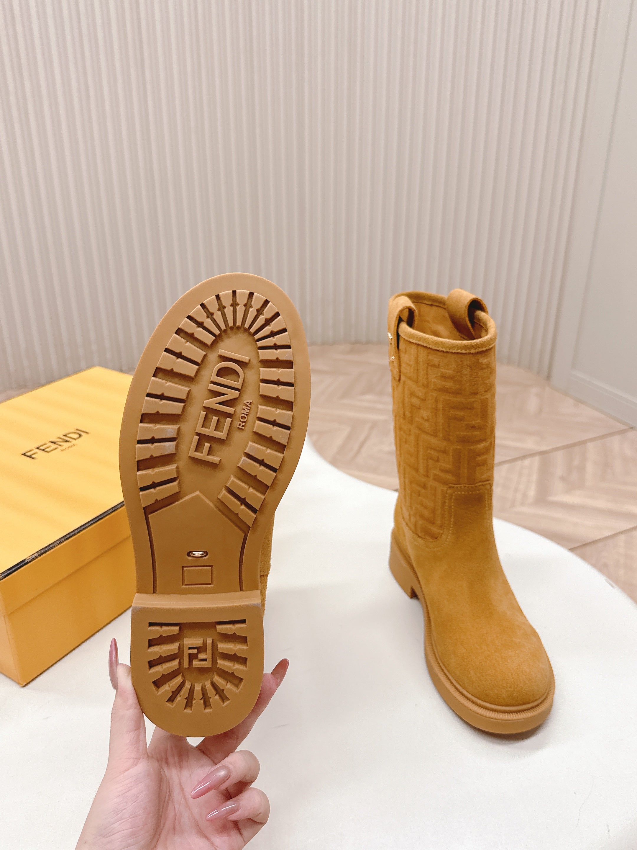 Fendi 25 Short Boots Caramel Yellow Suede 500936