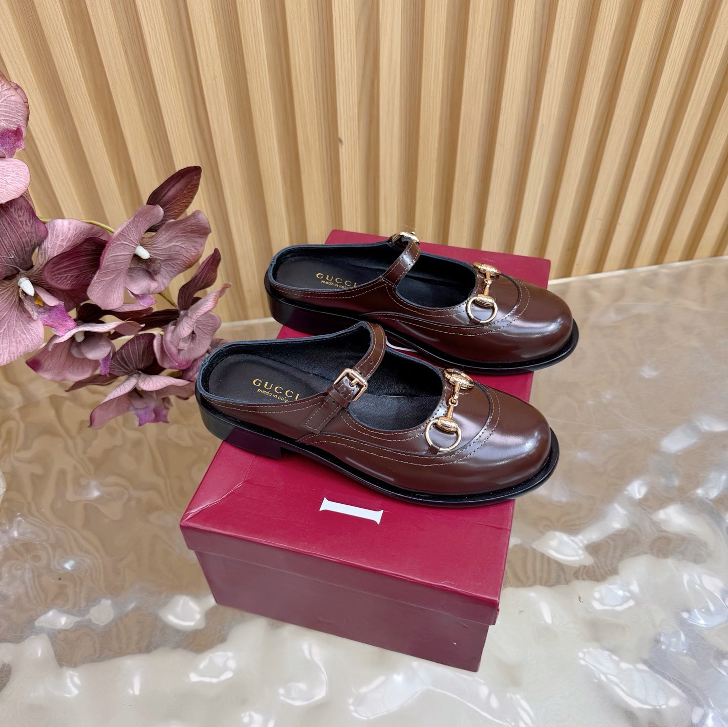 GG 26 Mule Dark Brown Sheepskin 589457