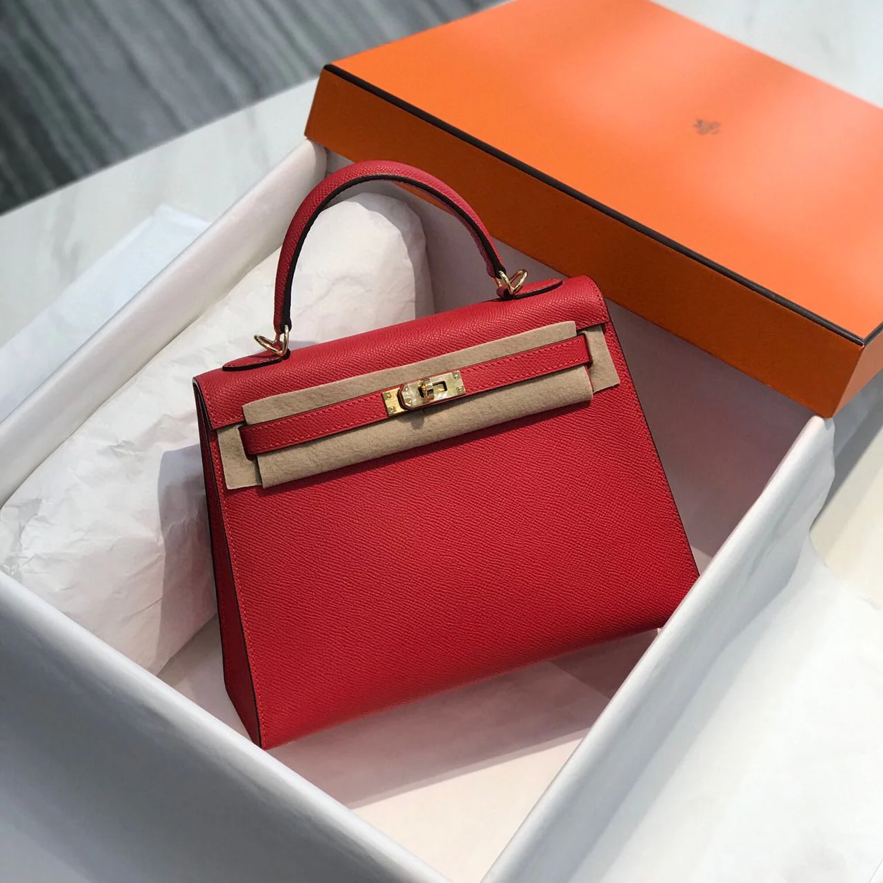 KELLY HANDBAG 28 IN ROUGE JACKET RED EPSOM LEATHER GOLD HARDWARE