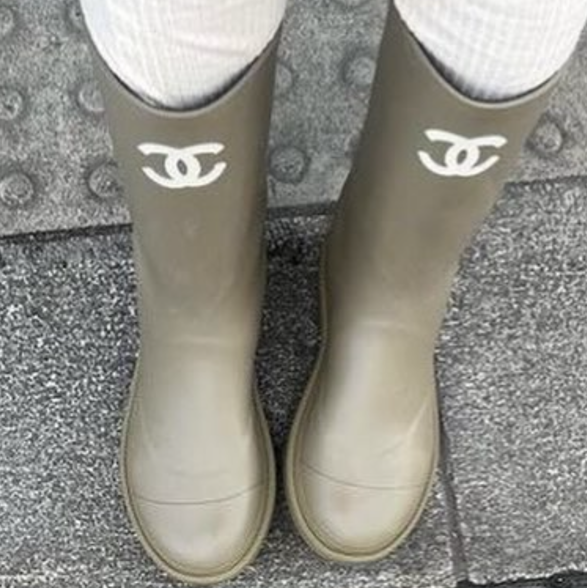 CC 26s Vintage Rain Boots Dark Olive Green Rubber